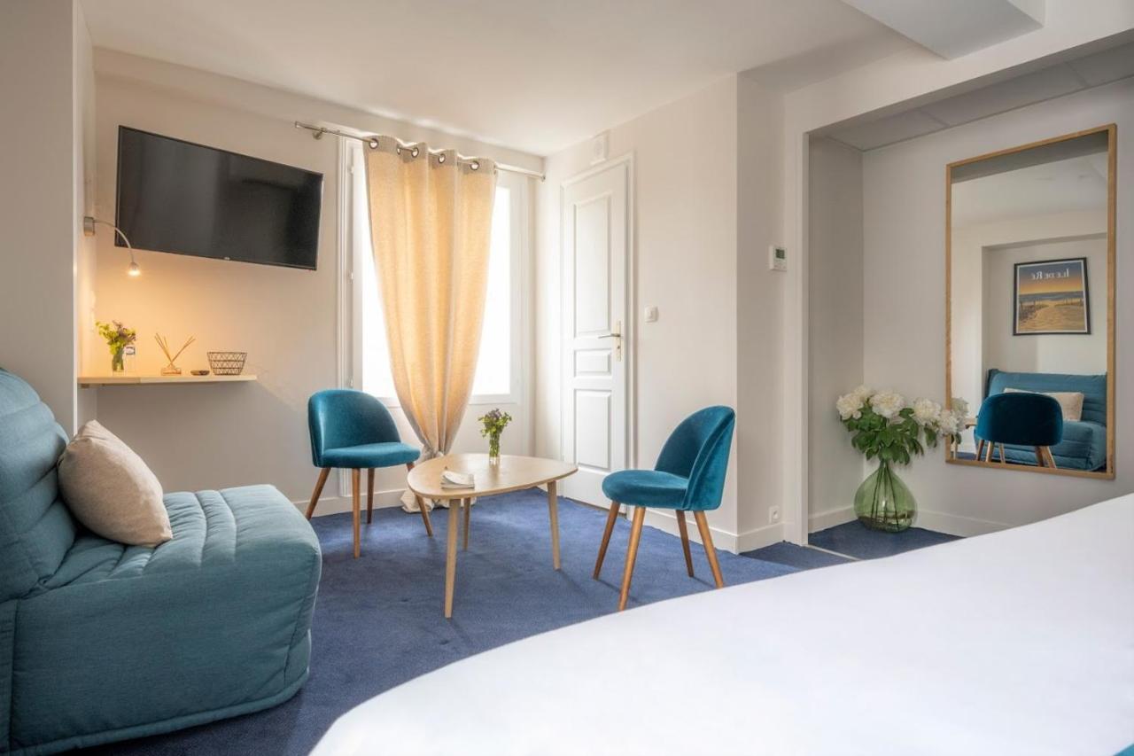Un Hotel Sur Le Port La Rochelle  Exterior photo