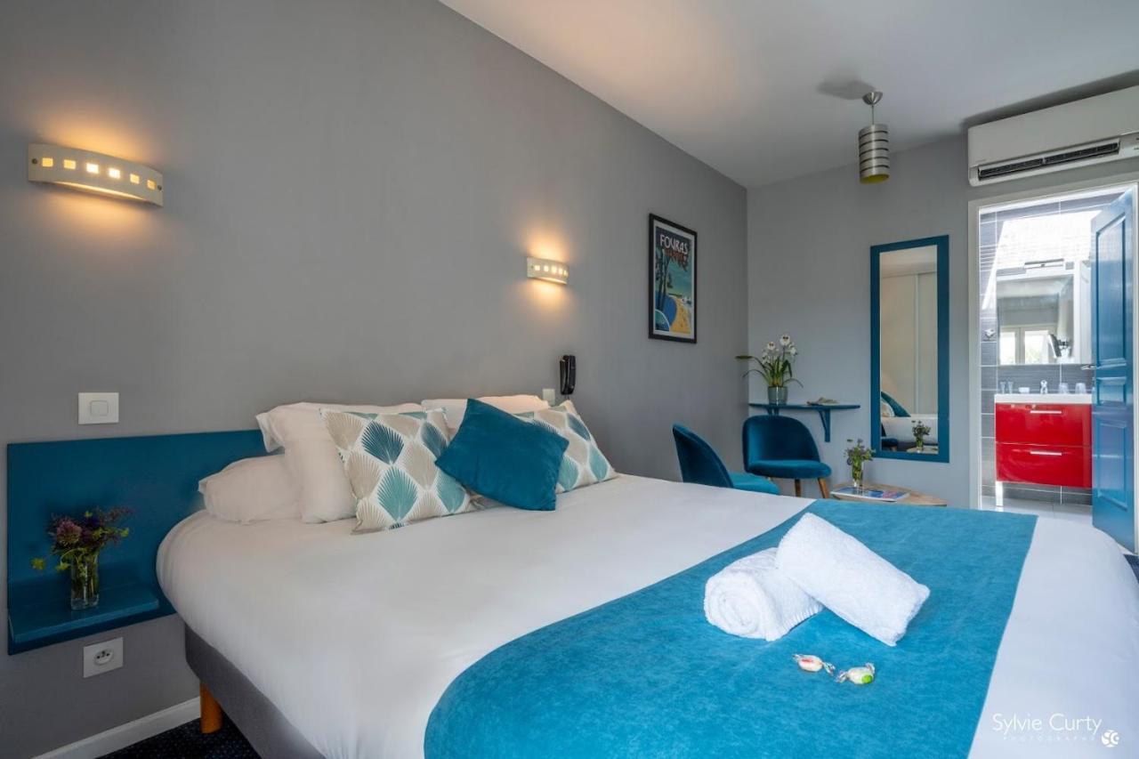 Un Hotel Sur Le Port La Rochelle  Exterior photo
