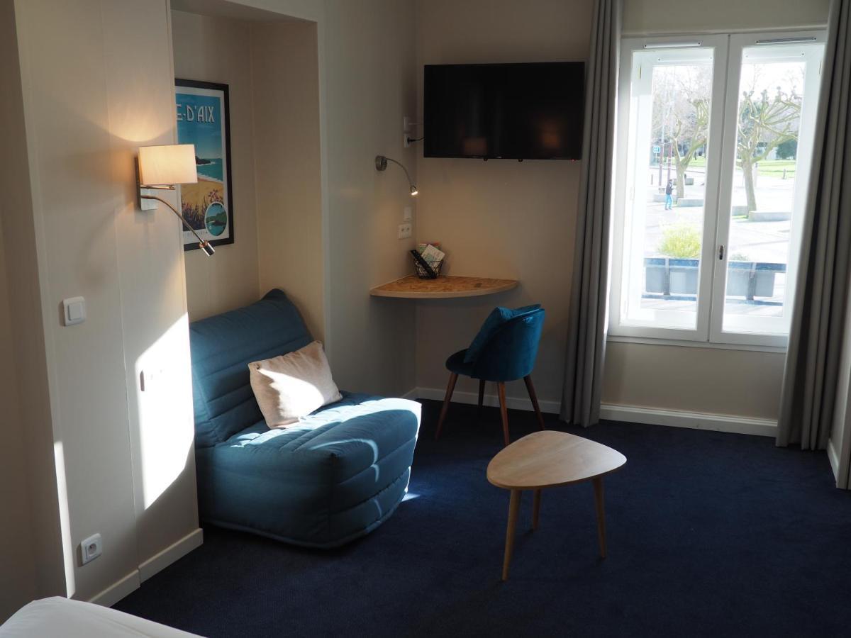 Un Hotel Sur Le Port La Rochelle  Exterior photo